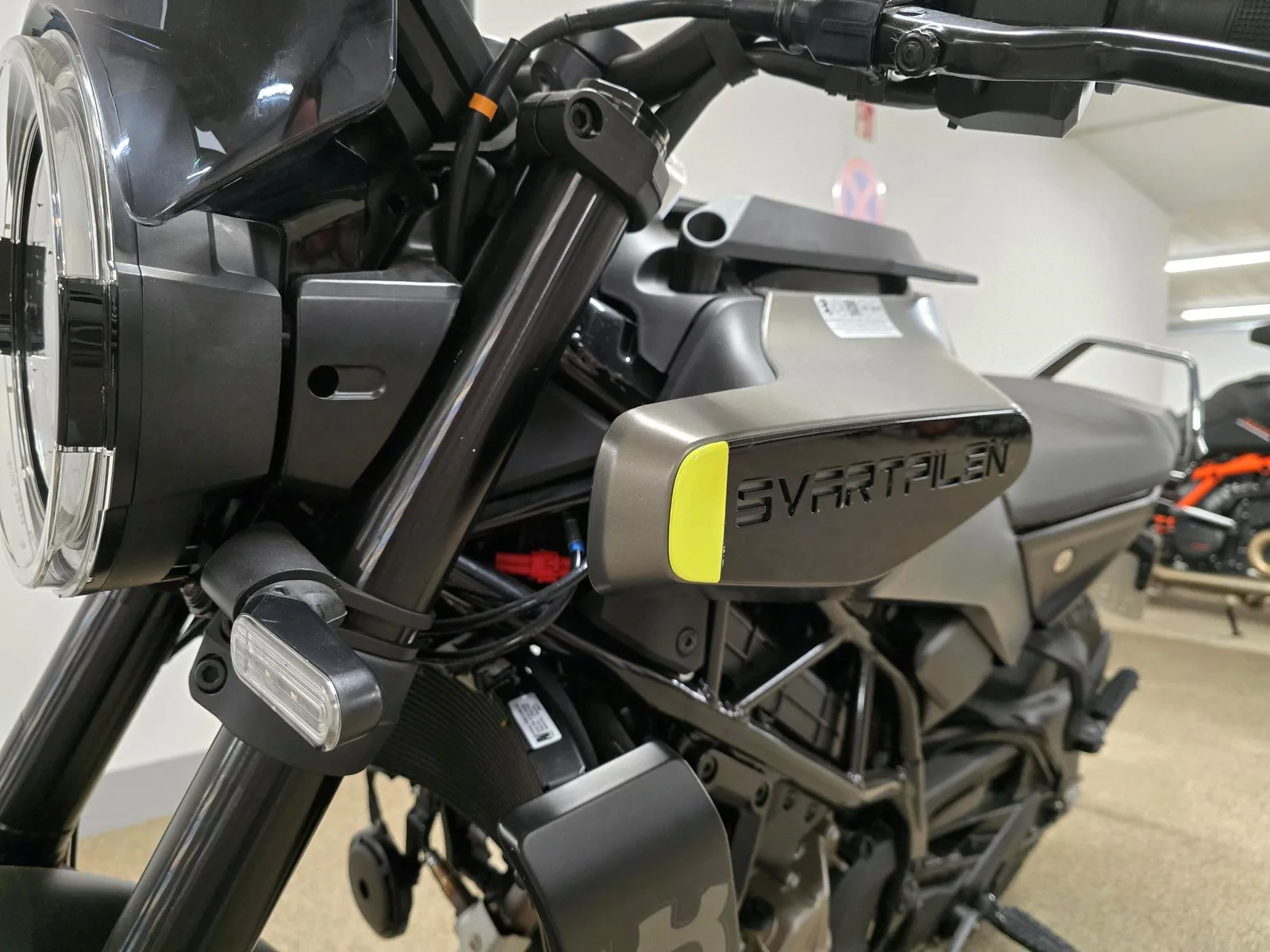 Husqvarna Svartpilen 125 2024