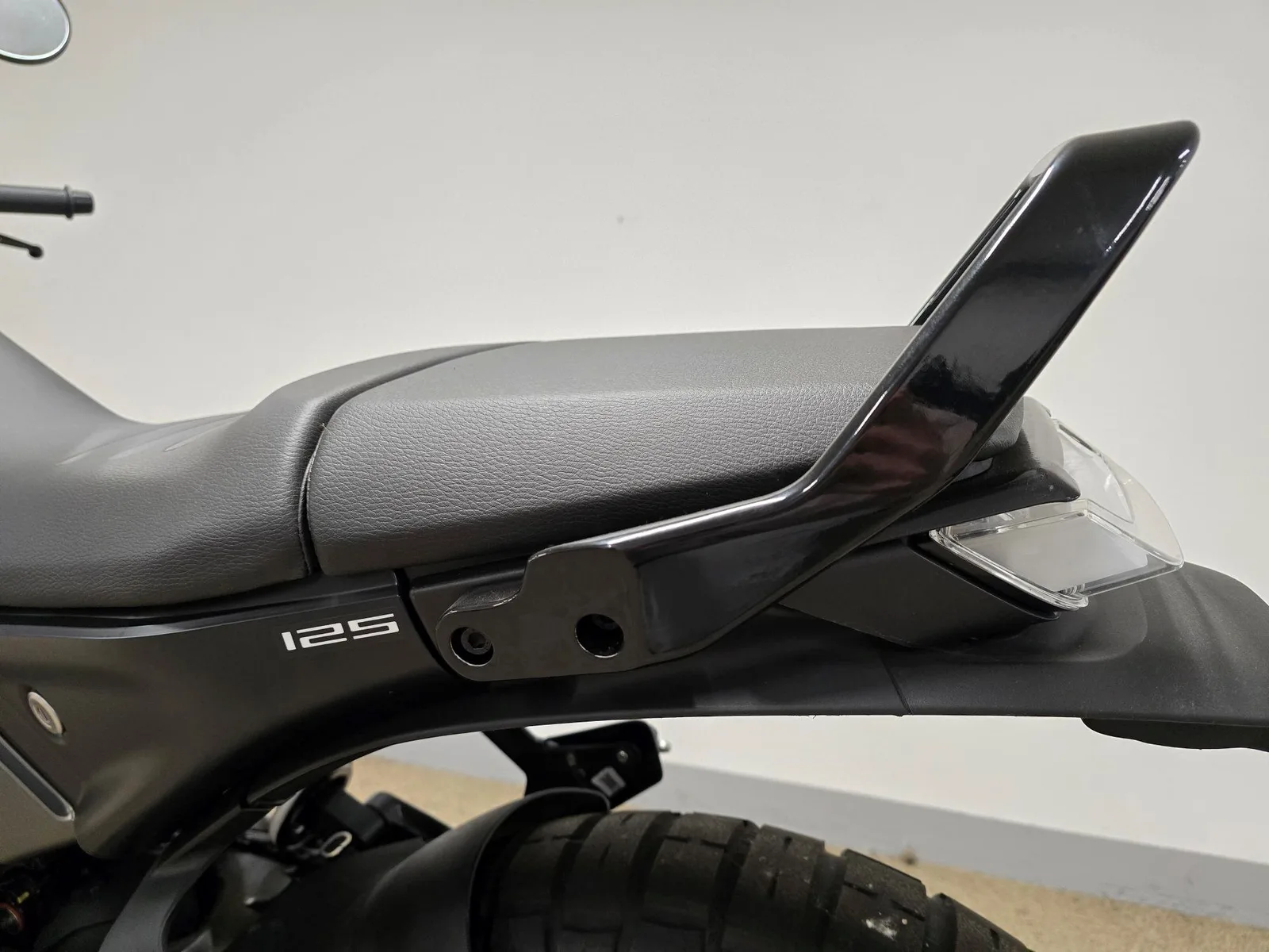 Husqvarna Svartpilen 125 2024