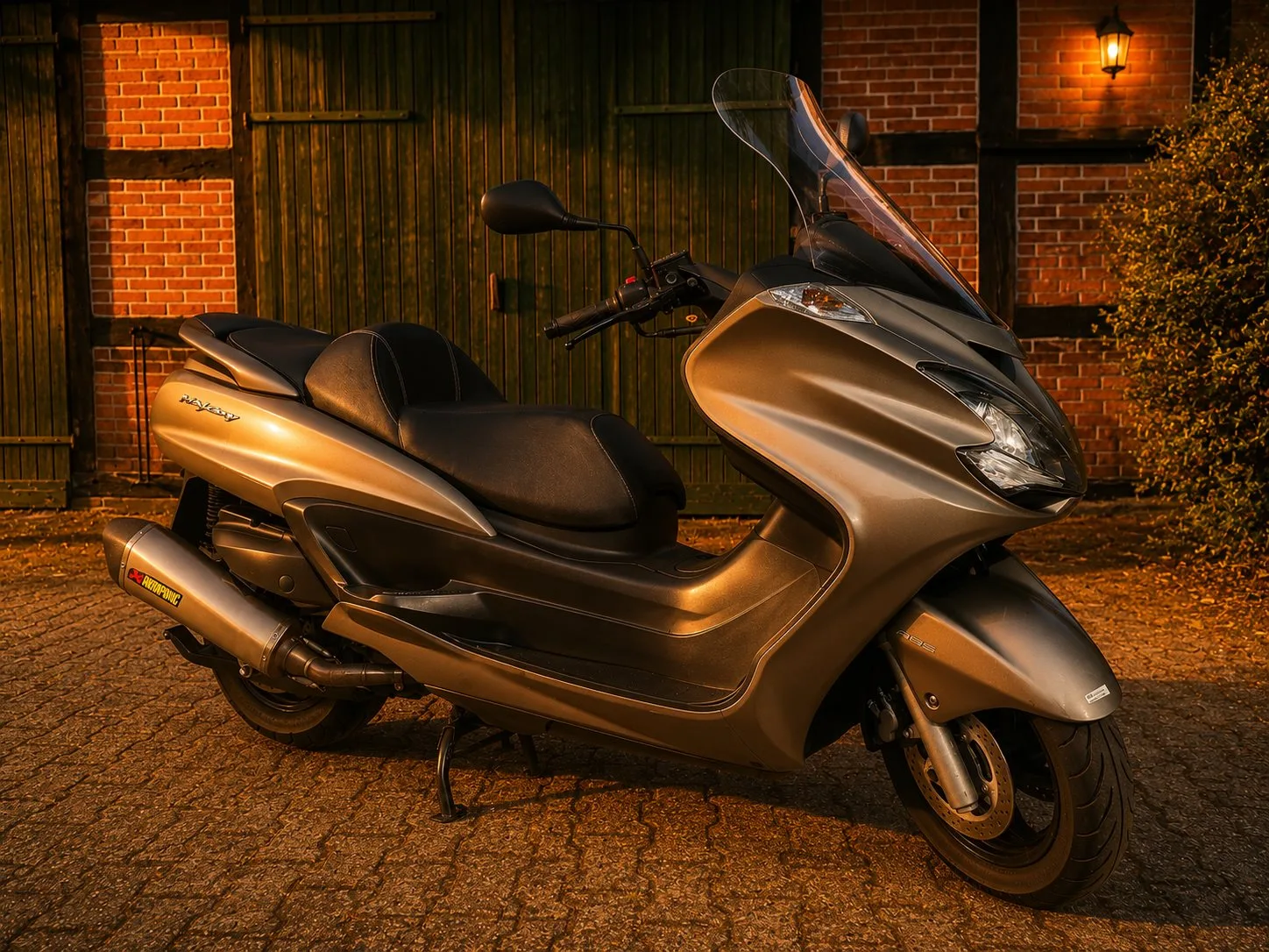 Yamaha Majesty 400 ABS Akrapovic Auspuff I Service + HU/ AU neu