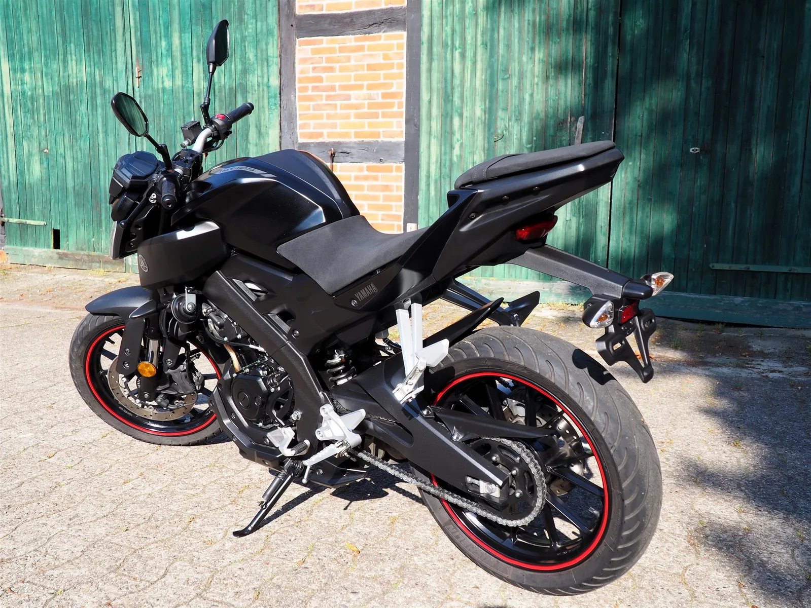 Yamaha MT-125 1.Hand I Reifen + Service + HU/AU neu