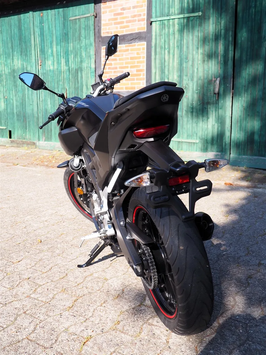 Yamaha MT-125 1.Hand I Reifen + Service + HU/AU neu