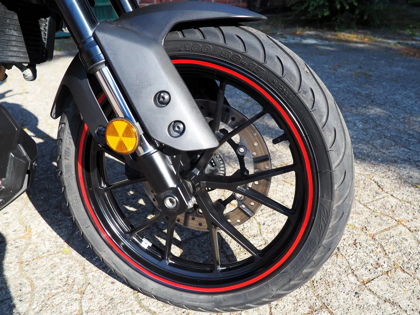 Yamaha MT-125 1.Hand I Reifen + Service + HU/AU neu