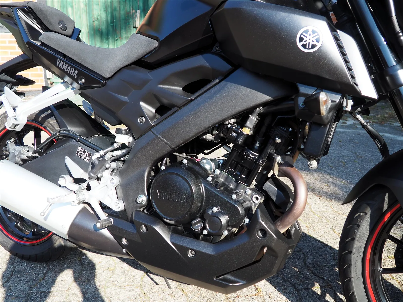 Yamaha MT-125 1.Hand I Reifen + Service + HU/AU neu