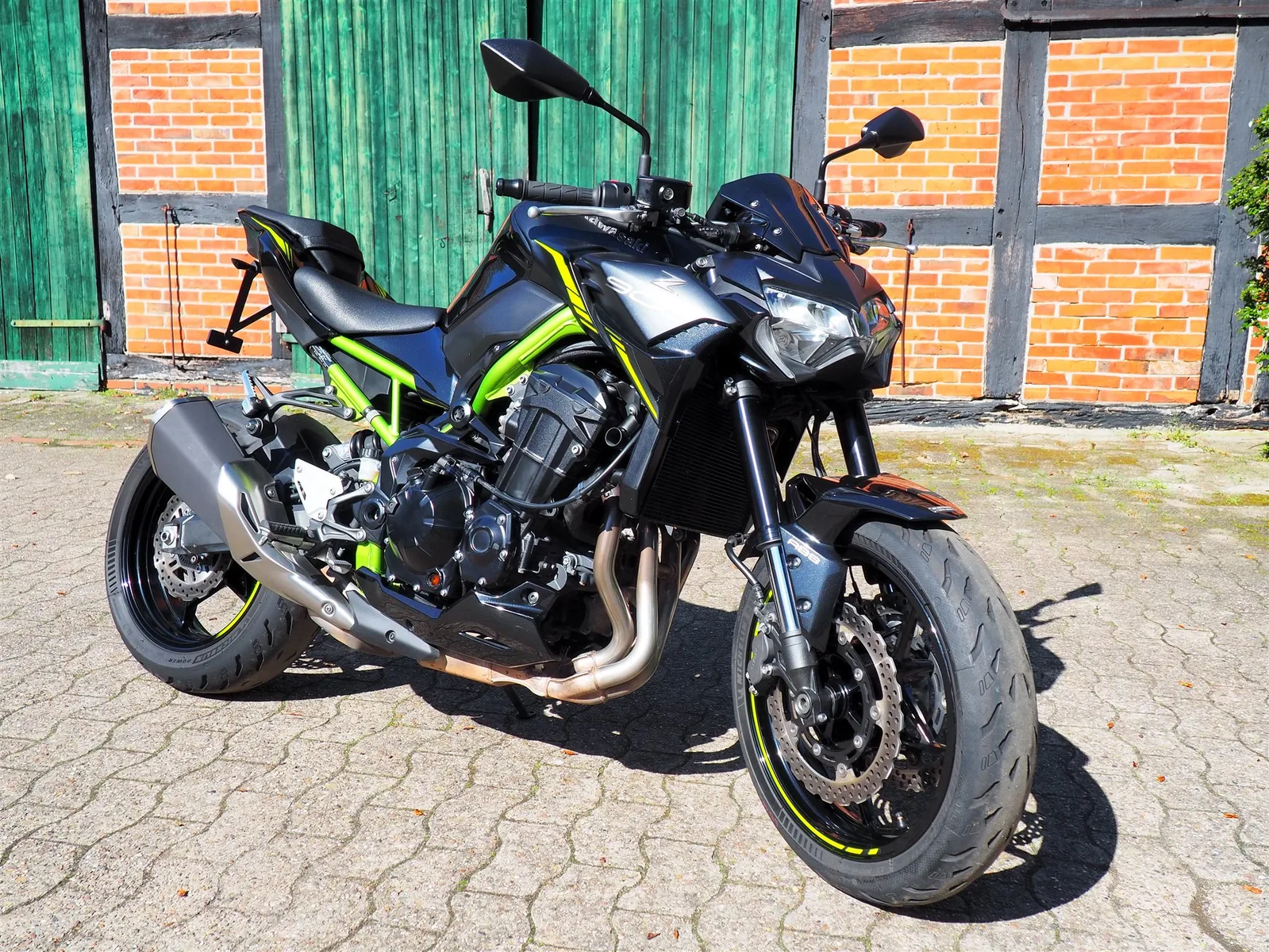 Kawasaki Z900 1. Hand I Scheckheftgepflegt bei Kawasaki I Top Zustand