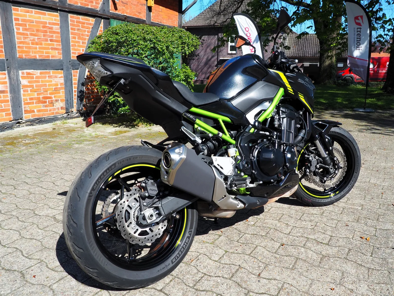Kawasaki Z900 1. Hand I Scheckheftgepflegt bei Kawasaki I Top Zustand