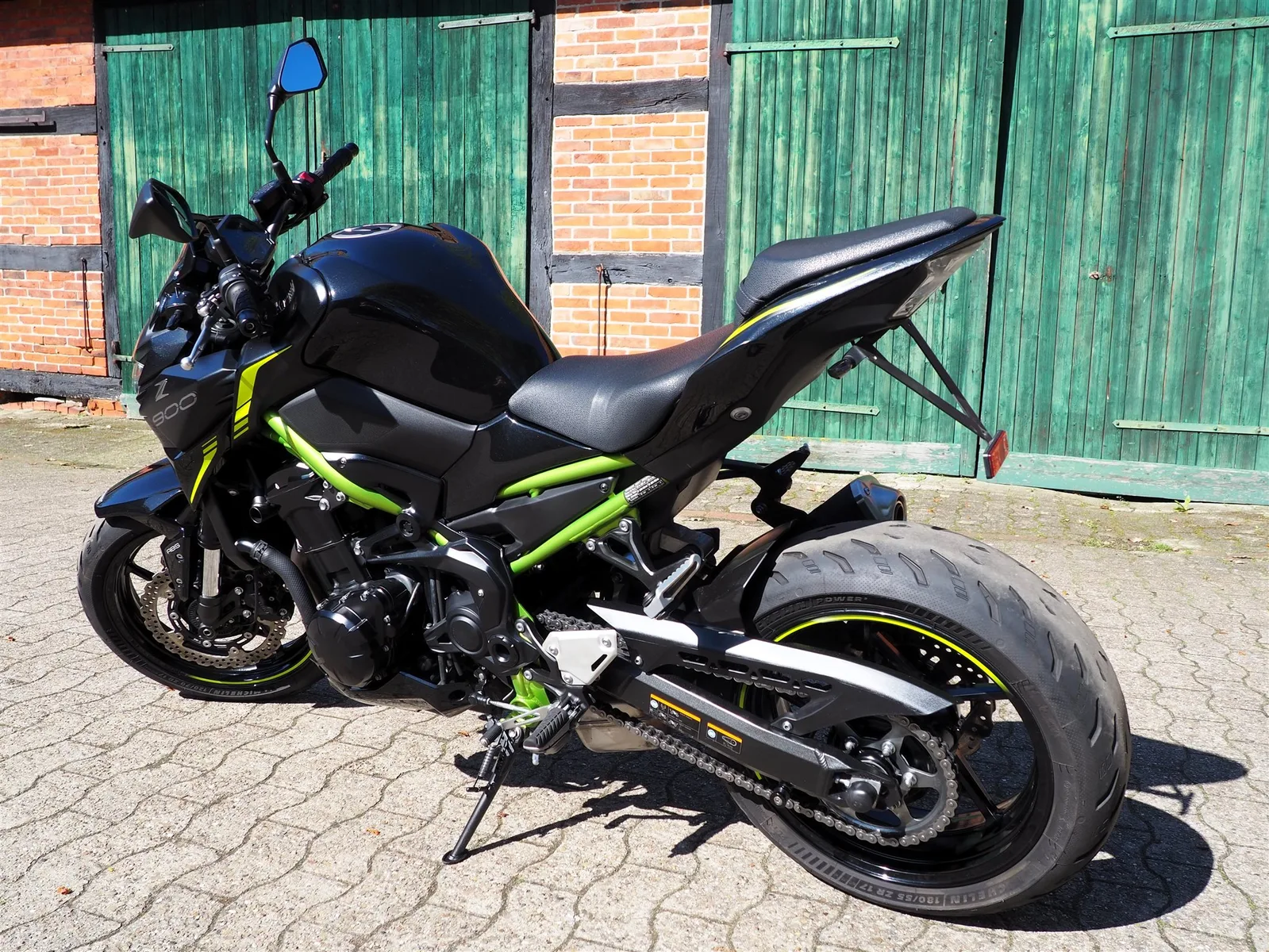 Kawasaki Z900 1. Hand I Scheckheftgepflegt bei Kawasaki I Top Zustand
