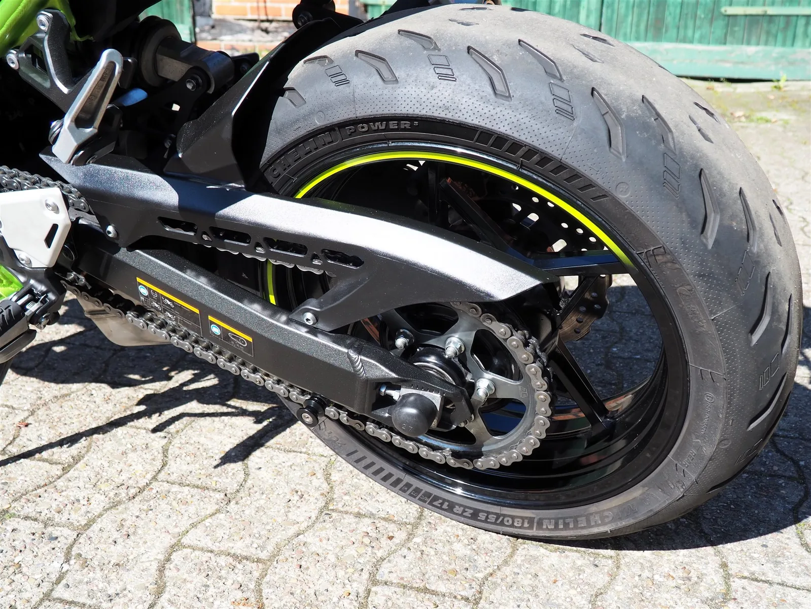 Kawasaki Z900 1. Hand I Scheckheftgepflegt bei Kawasaki I Top Zustand