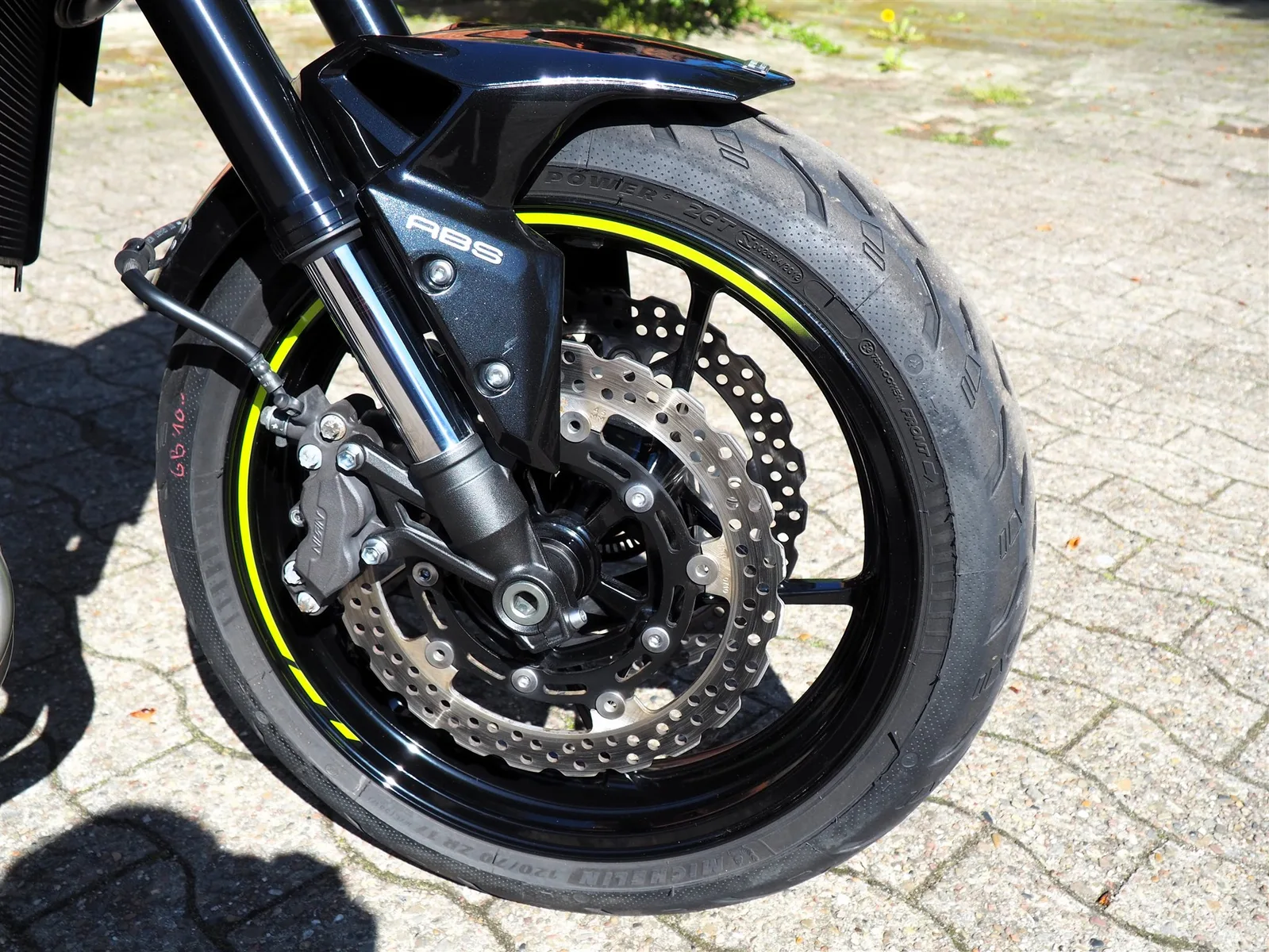 Kawasaki Z900 1. Hand I Scheckheftgepflegt bei Kawasaki I Top Zustand