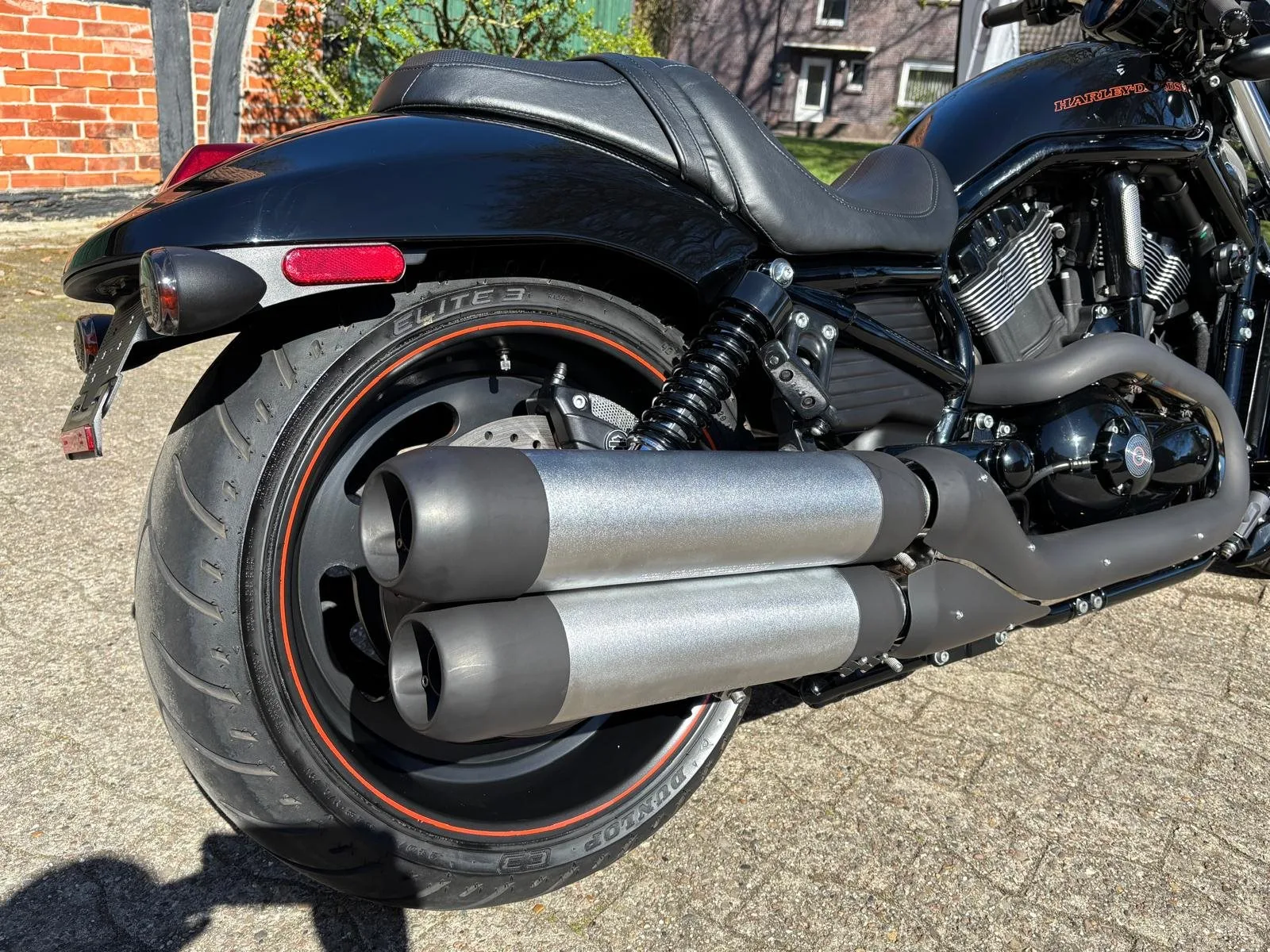Harley-Davidson Night Rod Special VRSCDX Originalzustand! Service + HU/ AU neu! 16.309 Mls!