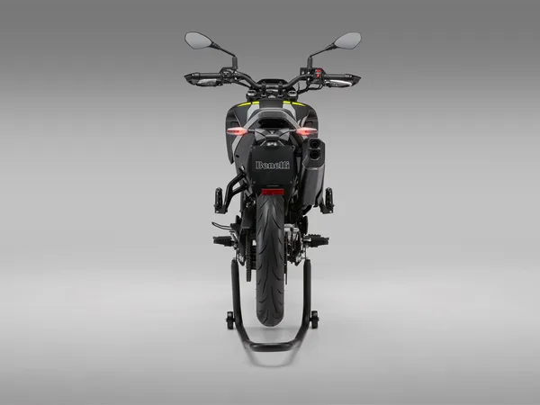 Benelli BKX 125 S ABS! Volle 15 PS! B196