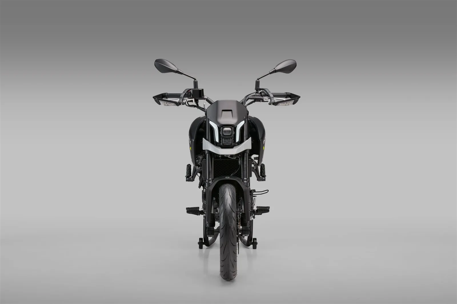Benelli BKX 125 S ABS! Volle 15 PS! B196