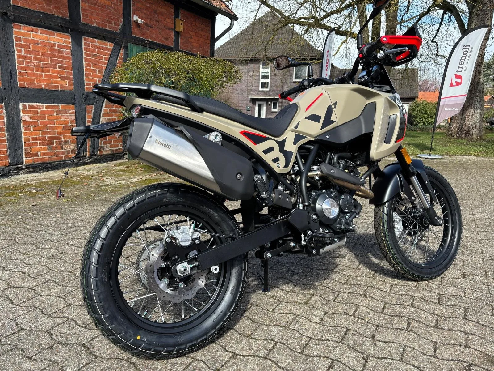Benelli BKX 125 Am Lager!