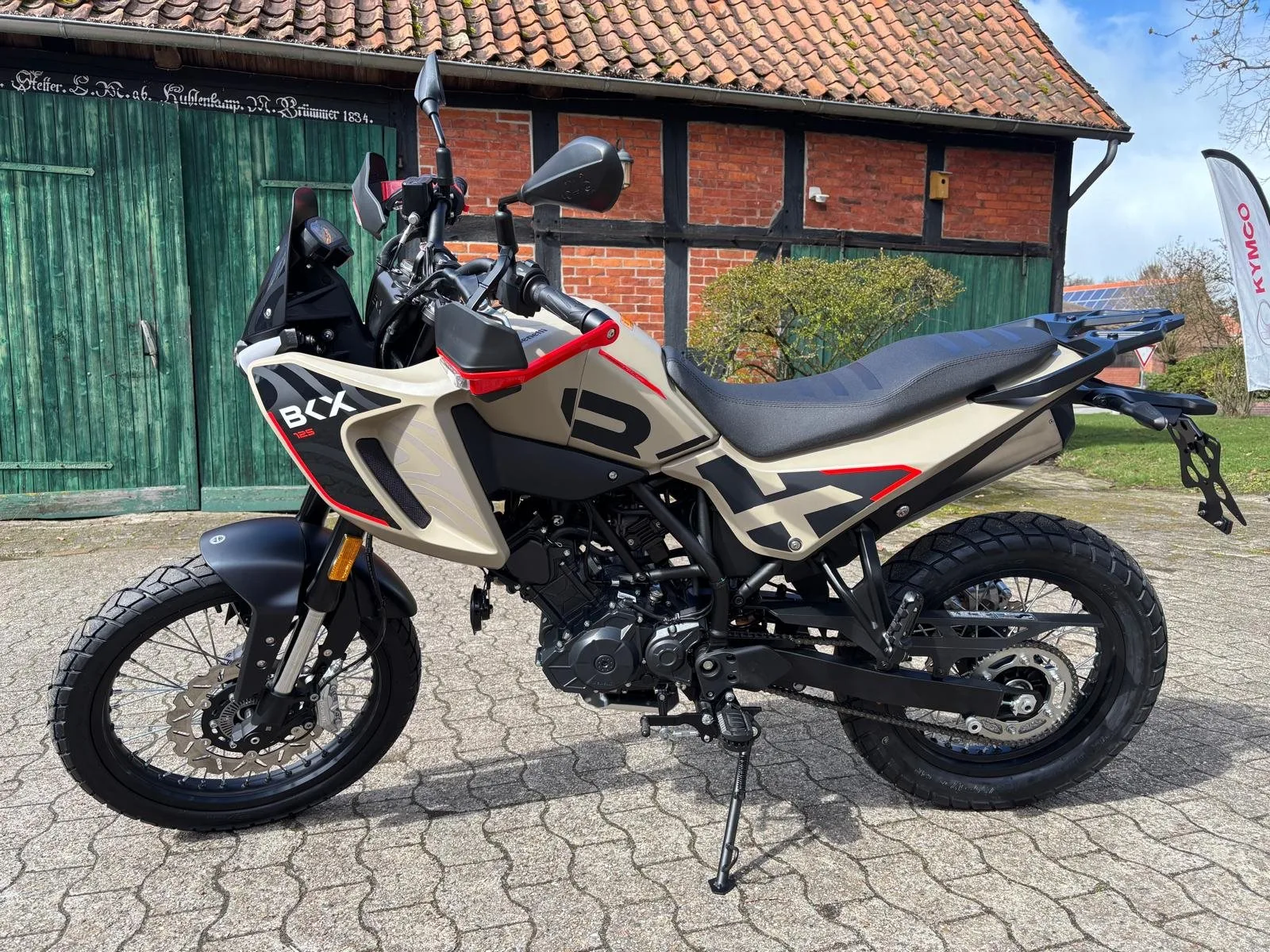 Benelli BKX 125 Am Lager!