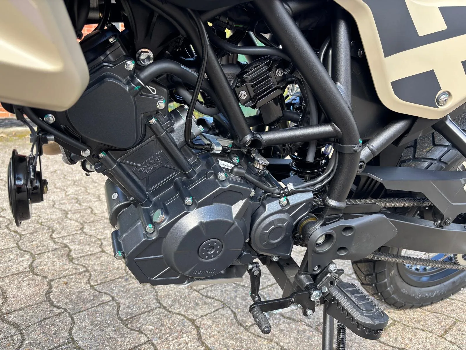 Benelli BKX 125 Am Lager!