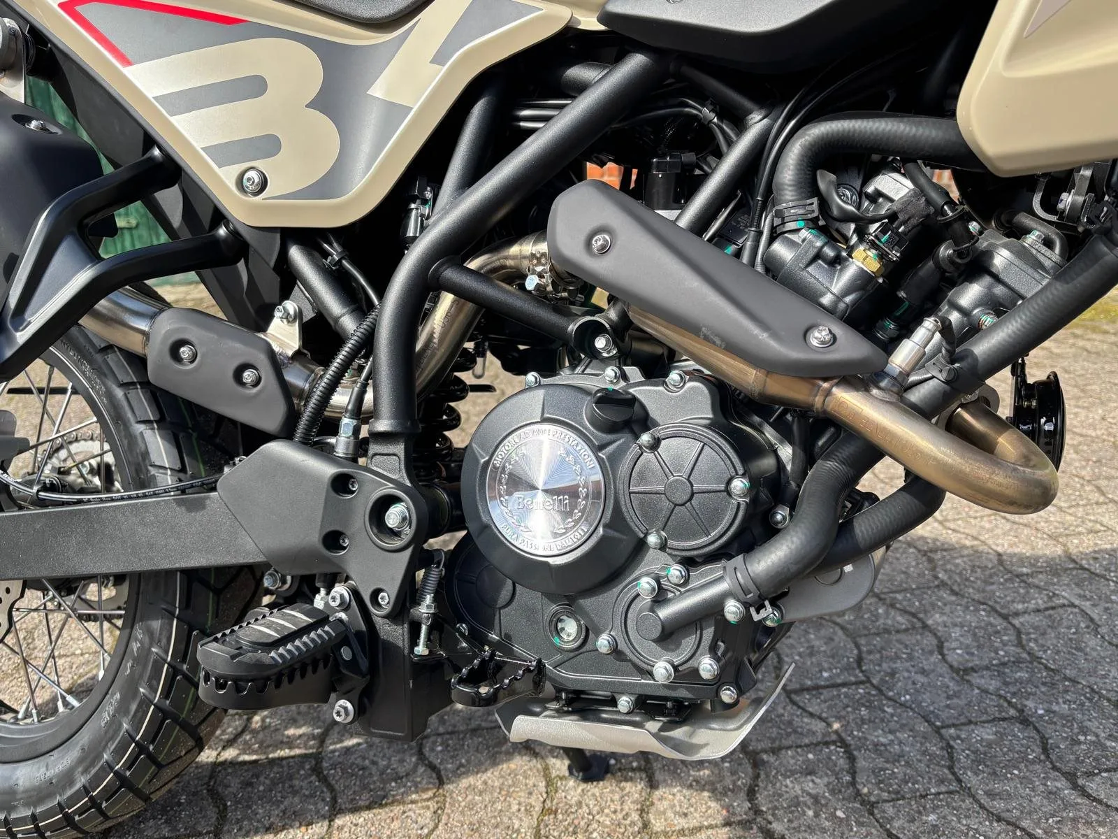 Benelli BKX 125 Am Lager!