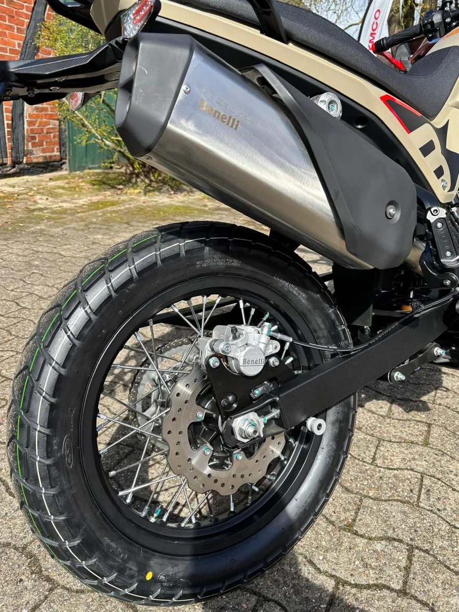 Benelli BKX 125 Am Lager!