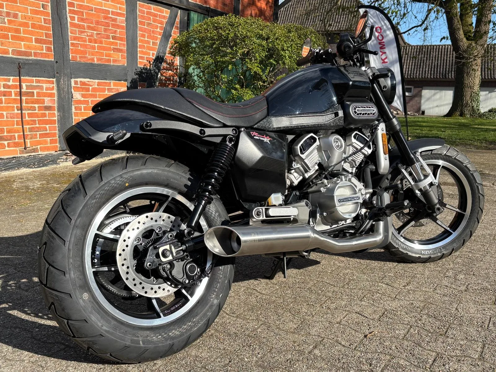 Hyosung GV 125 X ABS inkl. Umbau Kennzeichenhalter I B196