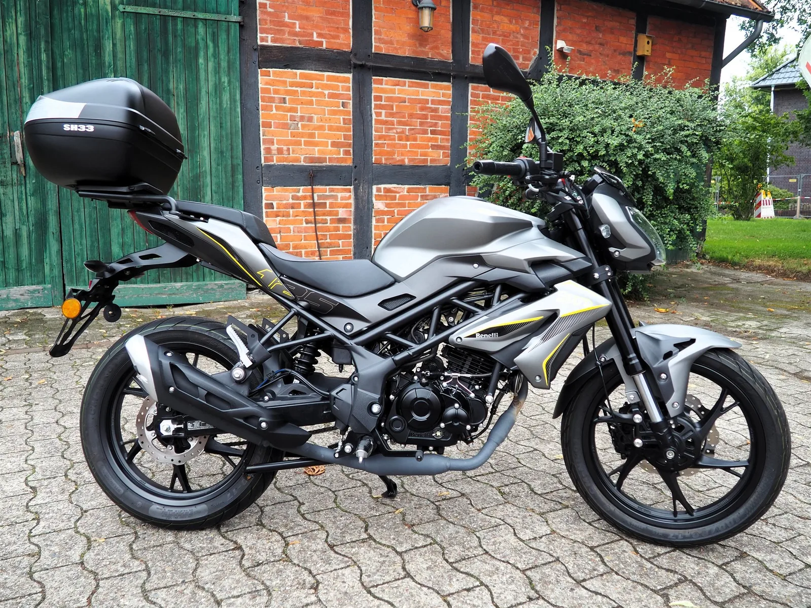 Benelli BN 125 1.Hand I Nur 2.126 Km I Service + HU/ AU neu