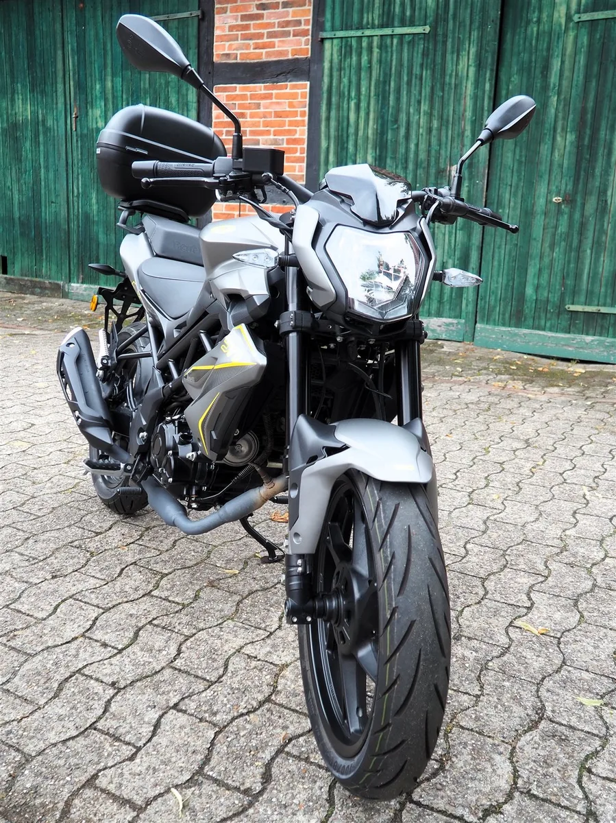 Benelli BN 125 1.Hand I Nur 2.126 Km I Service + HU/ AU neu