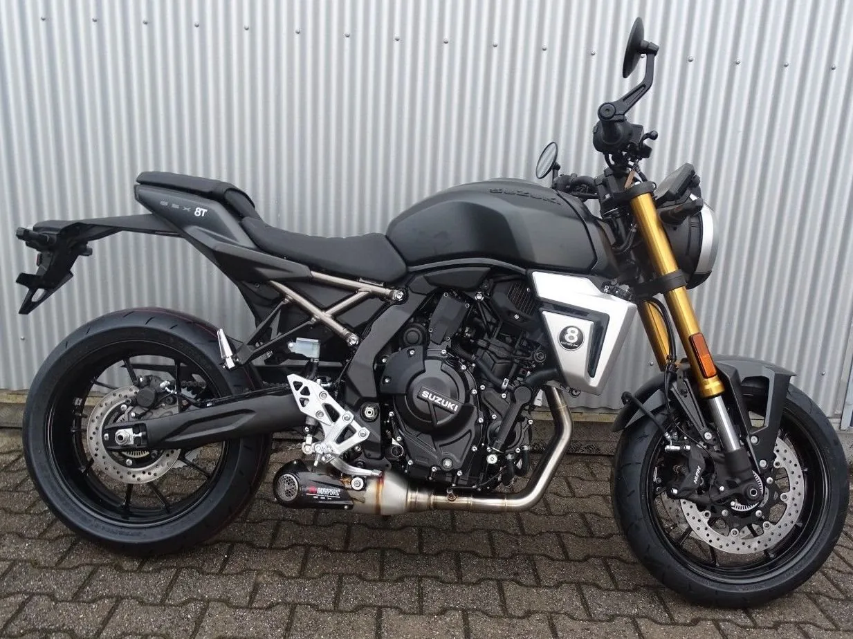 Suzuki GSX-8T