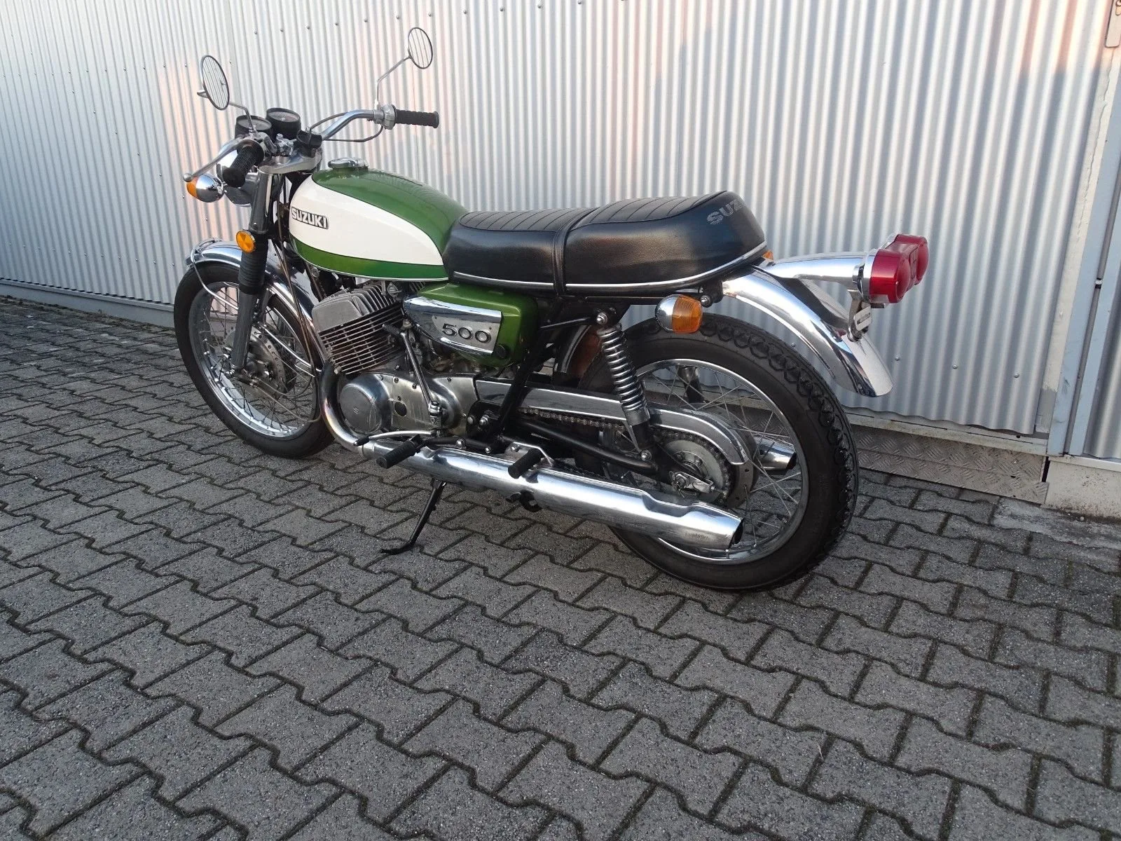 Suzuki T 500