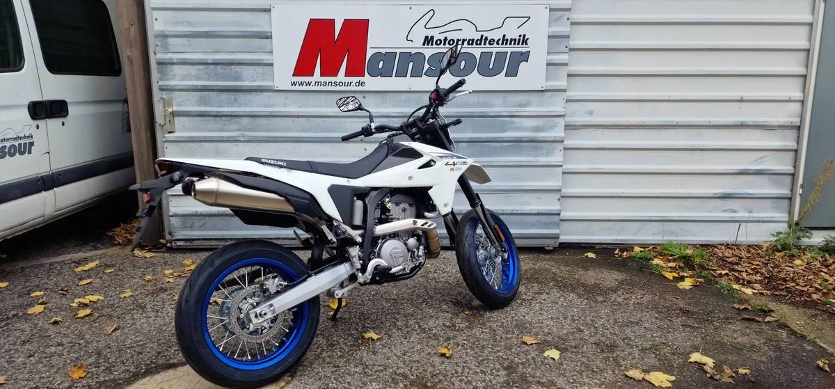 Suzuki DR-Z4SM