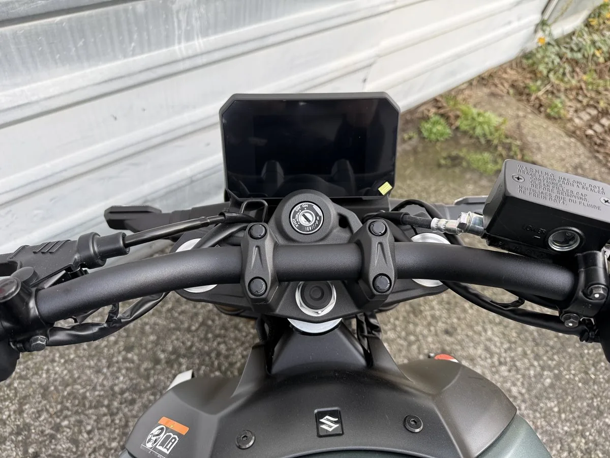 Suzuki GSX-8T