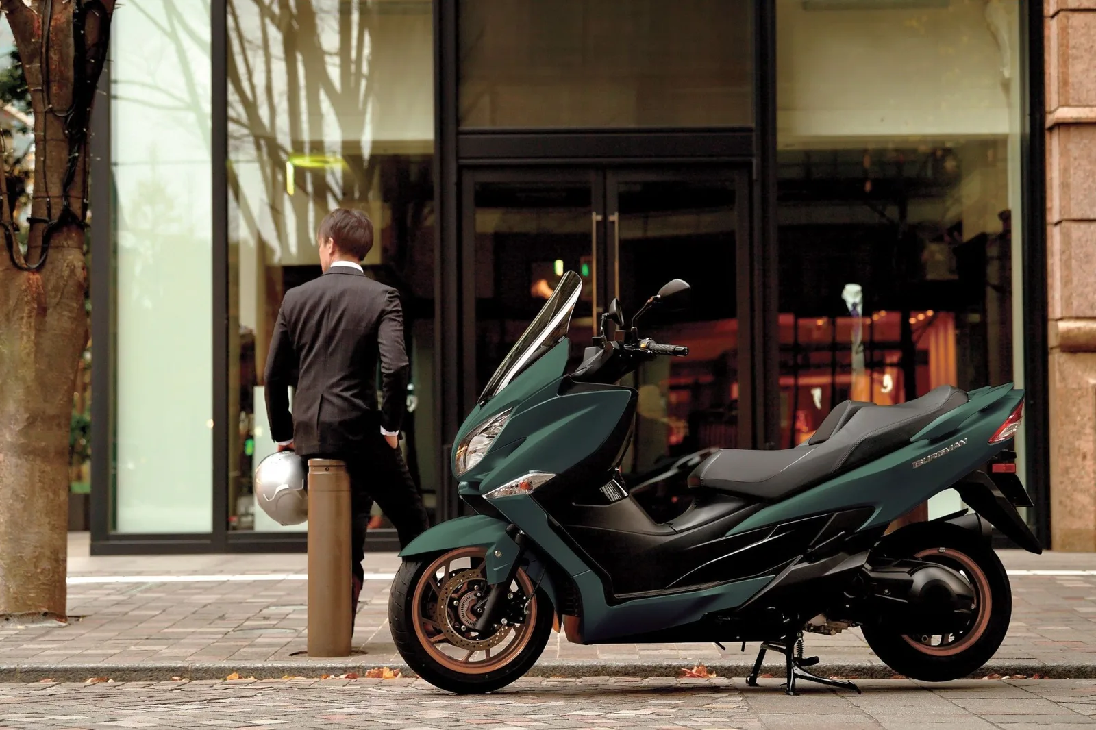 Suzuki Burgman 400 - 4 Jahre Garantie