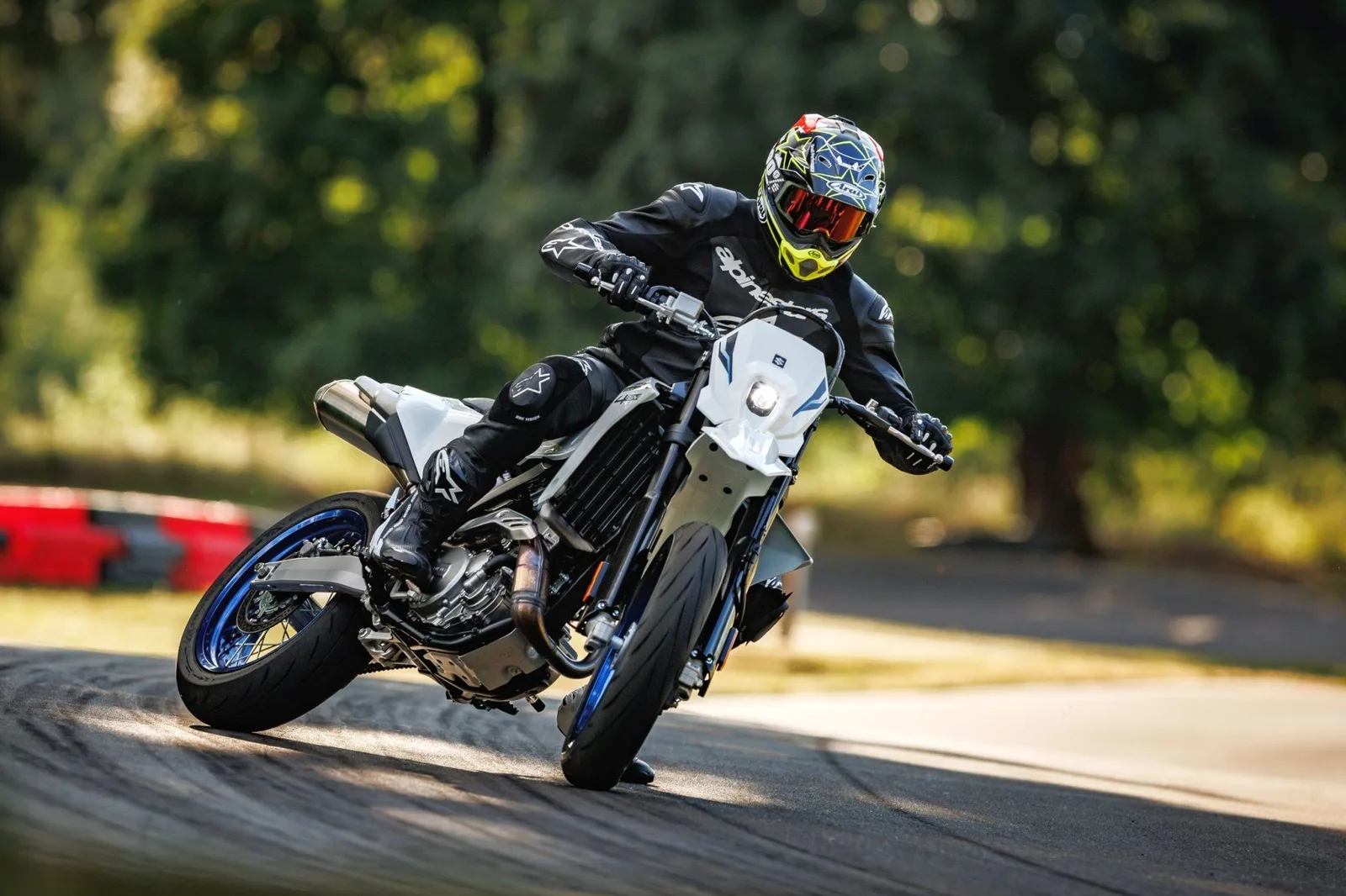 Suzuki DR-Z4SM inkl. Fracht + Nebenkosten - 1,99% Finanzierung