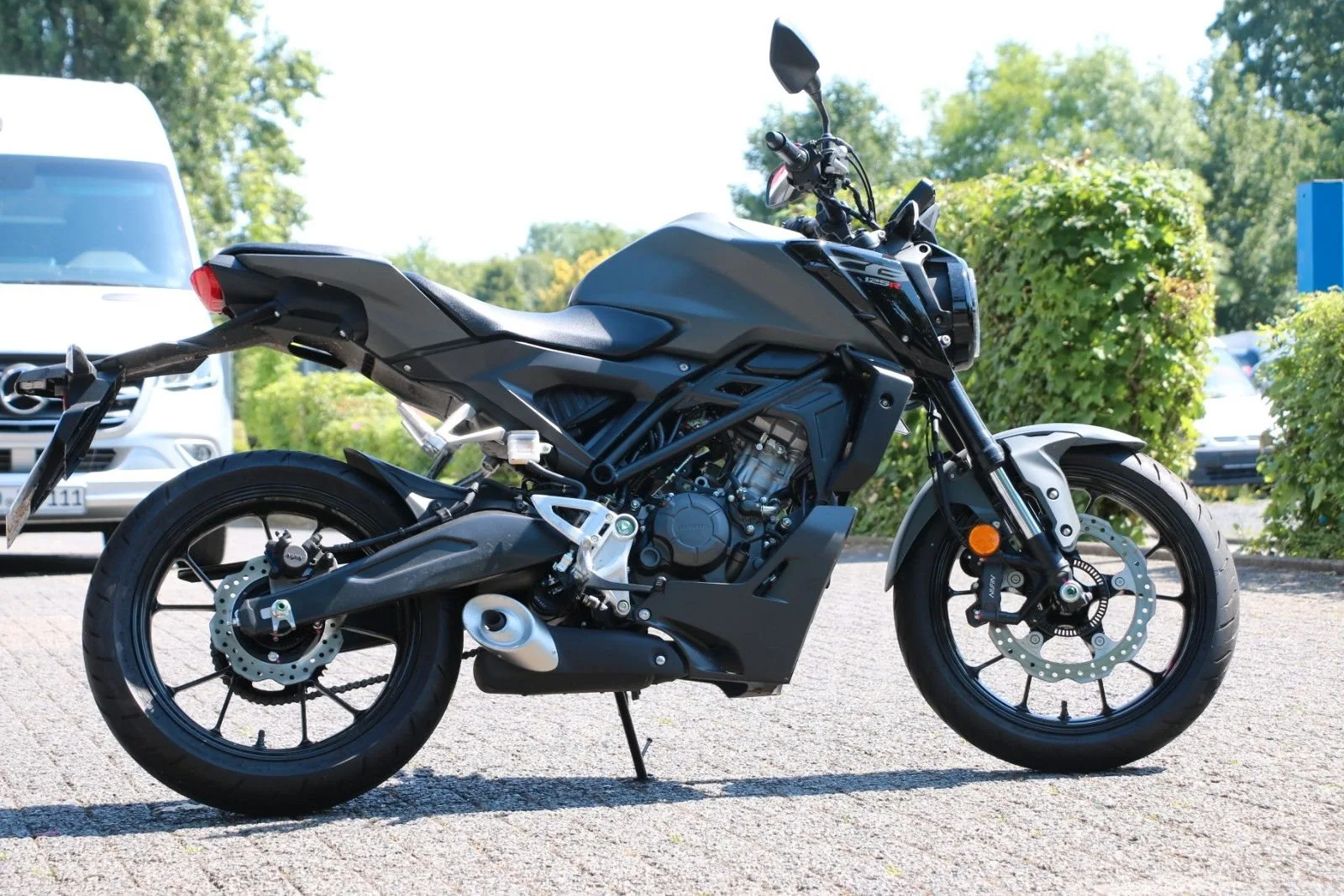 Honda CB125R