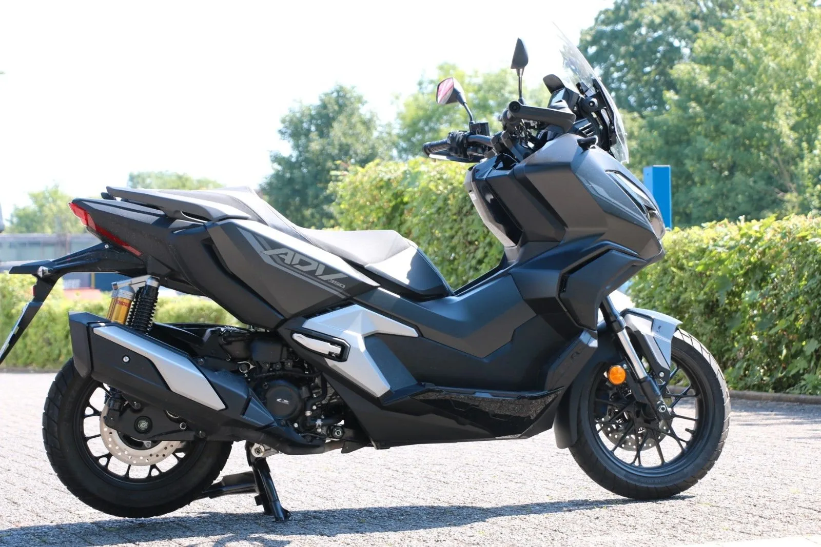 Honda ADV350