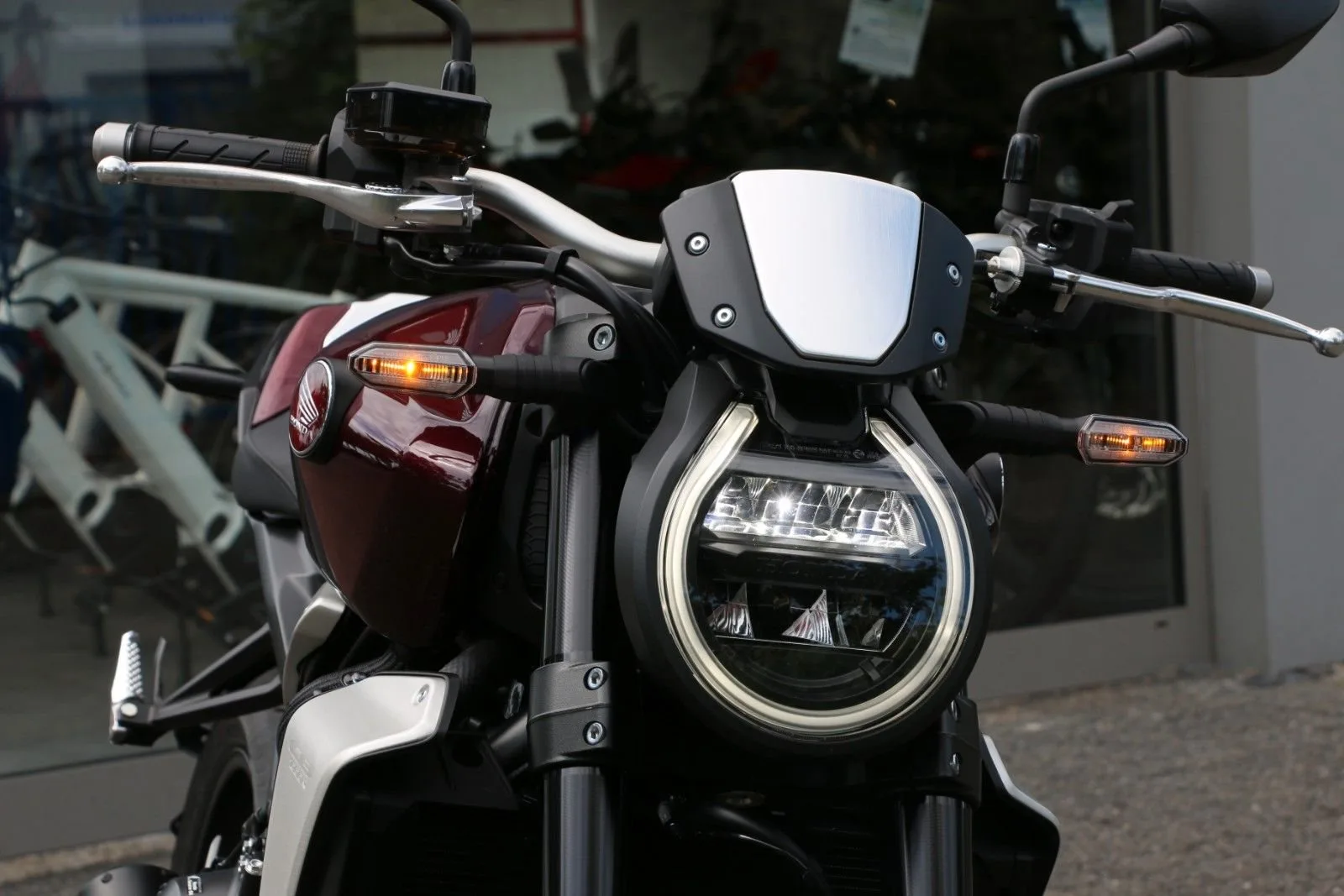 Honda CB 1000 R mit Zubehör