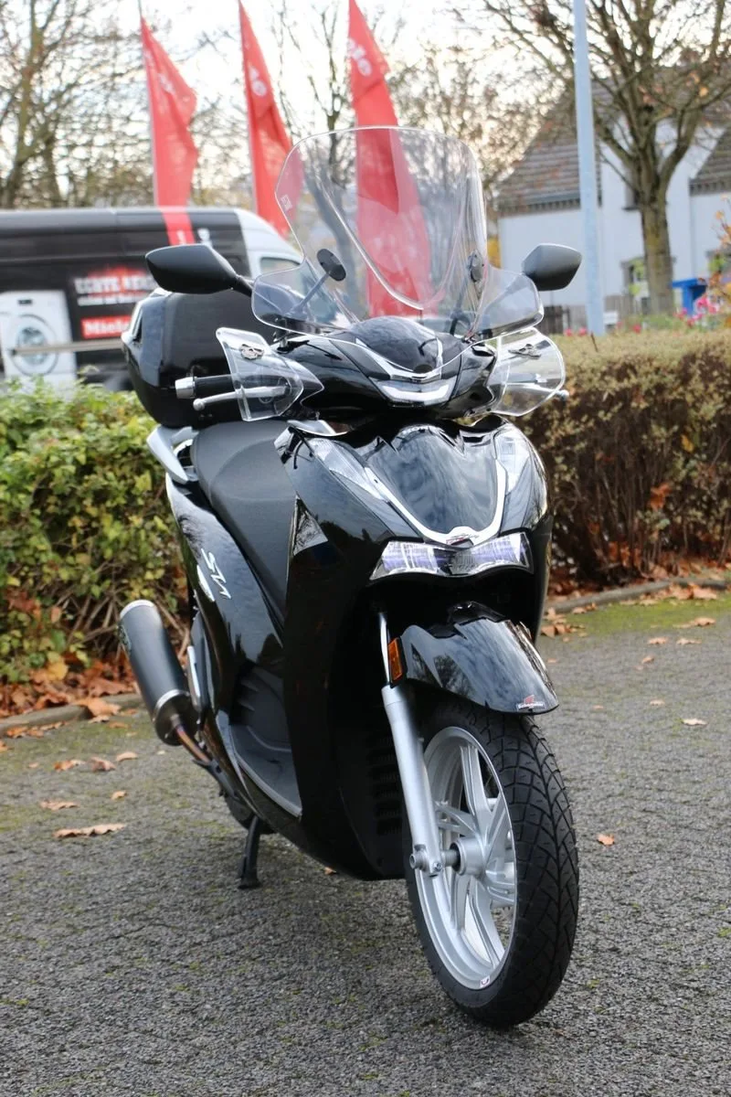 Honda SH350i SH350 I \*SCHWARZ\*