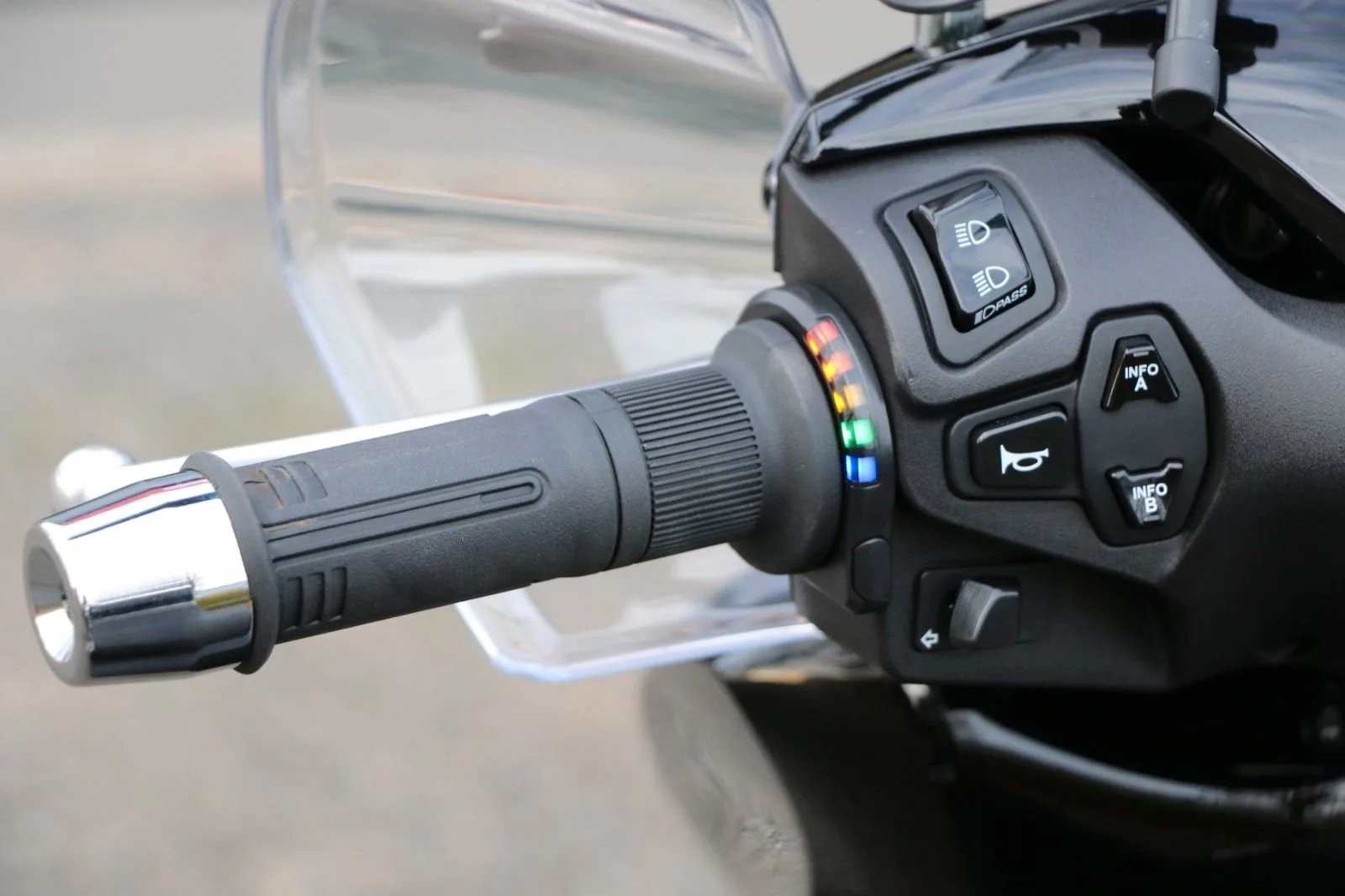 Honda SH350i SH350 I \*SCHWARZ\*