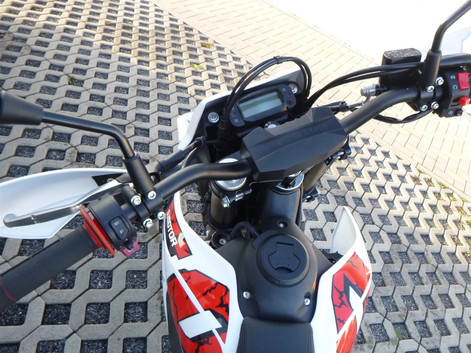 QJ Motor COV 125X COV 125 X Enduro