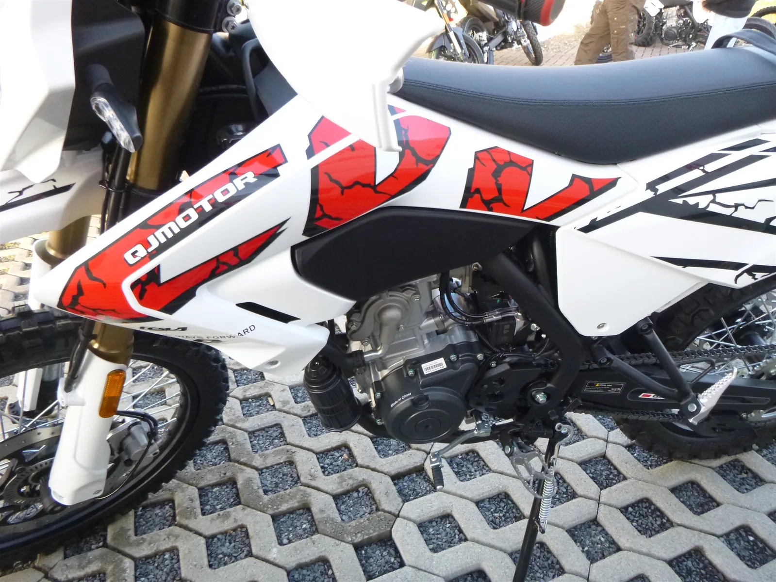 QJ Motor COV 125X COV 125 X Enduro