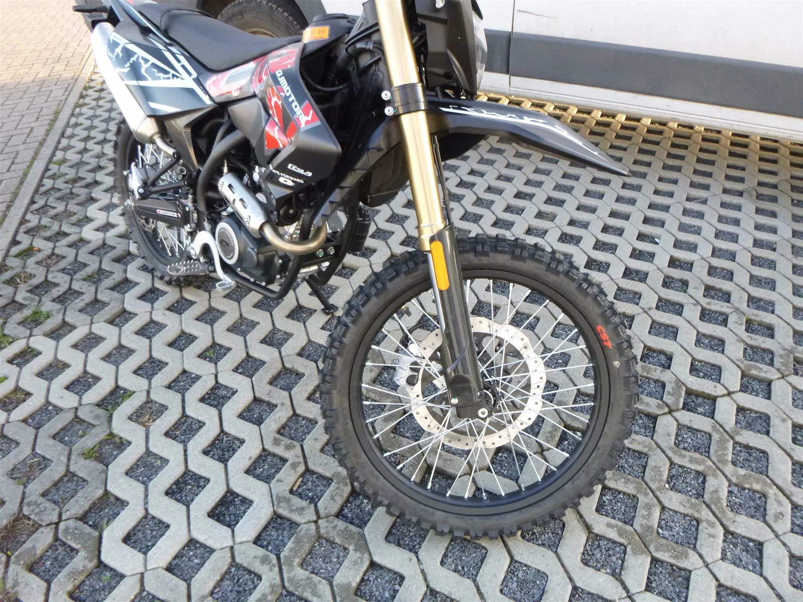 QJ Motor COV 125X COV 125 X Enduro