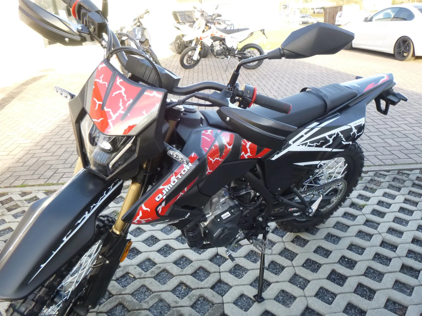 QJ Motor COV 125X COV 125 X Enduro