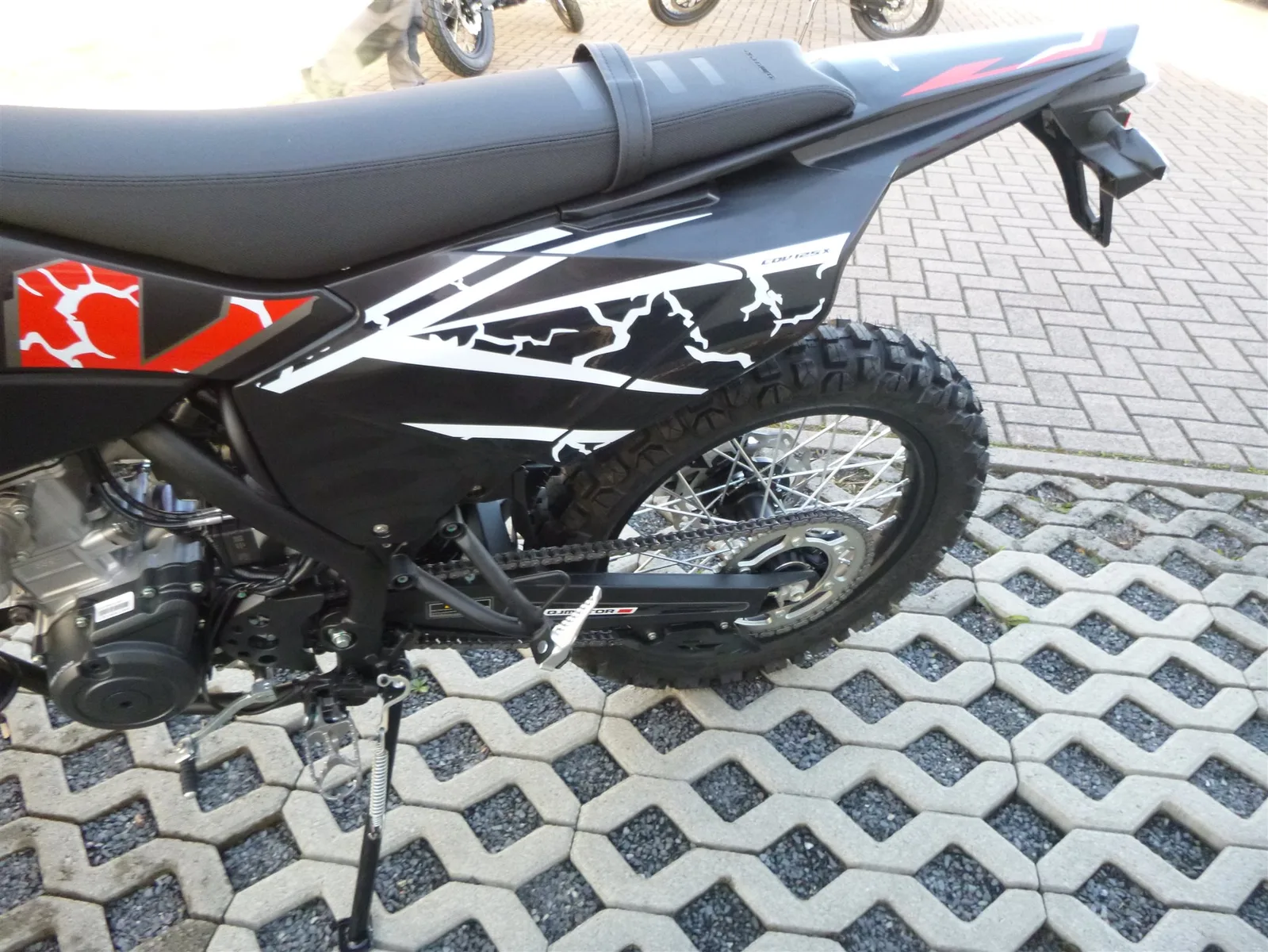 QJ Motor COV 125X COV 125 X Enduro