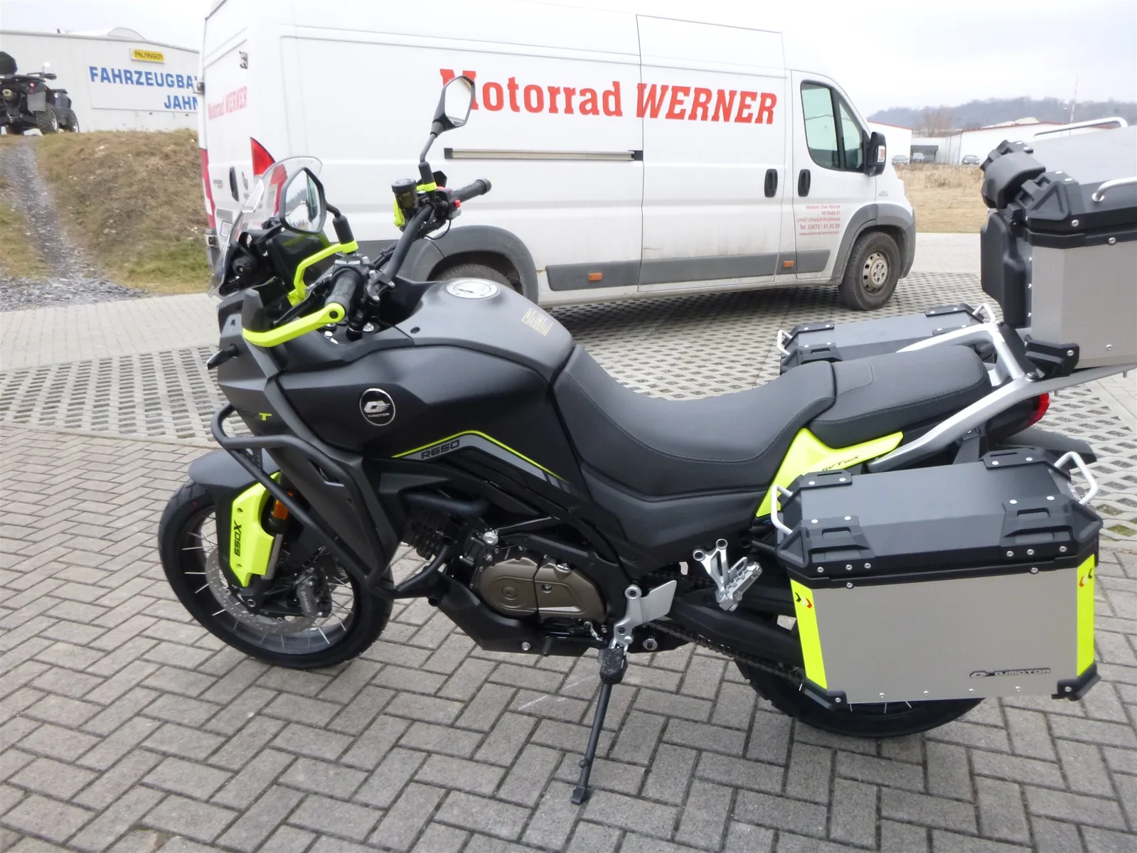 QJ Motor SVT 650 X 3 Aluminium Koffer