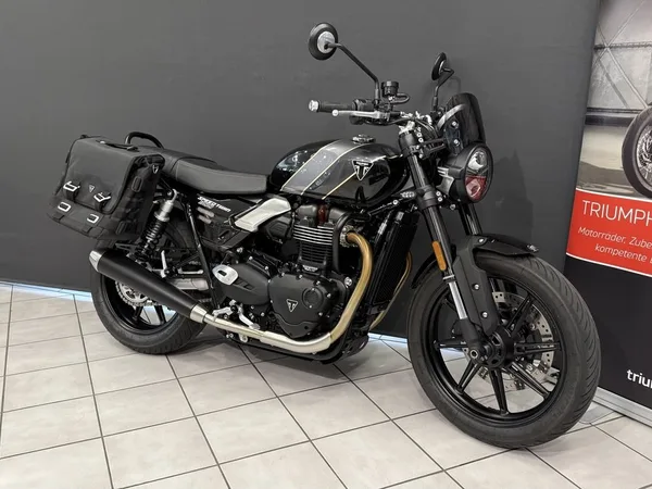 Triumph Speed Twin 900