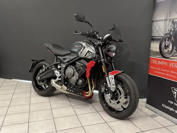 Triumph Trident 660