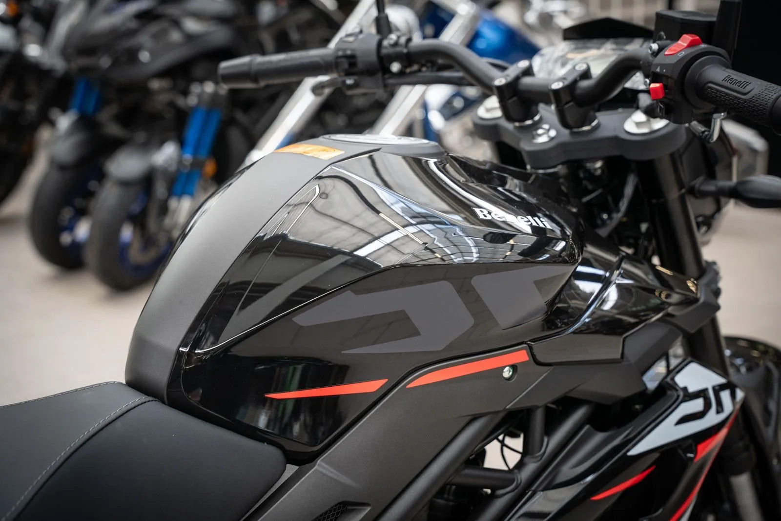 Benelli BN 125