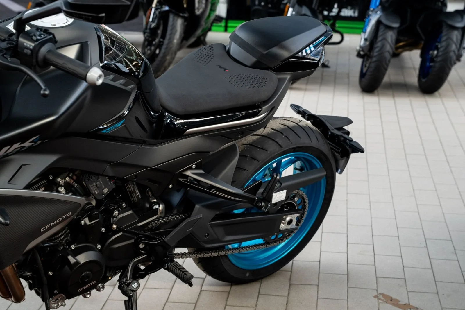CFMOTO 800NK Advanced