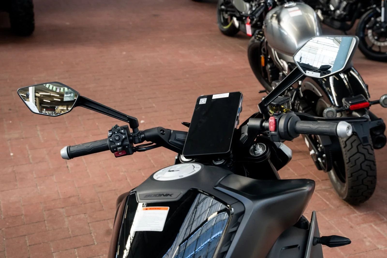 CFMOTO 800NK Advanced