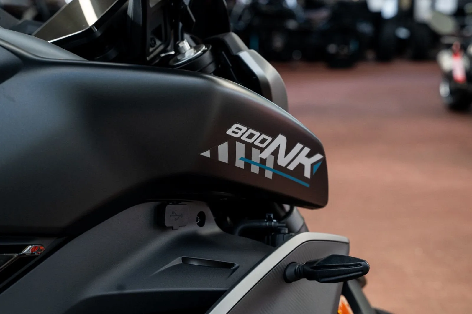 CFMOTO 800NK Advanced