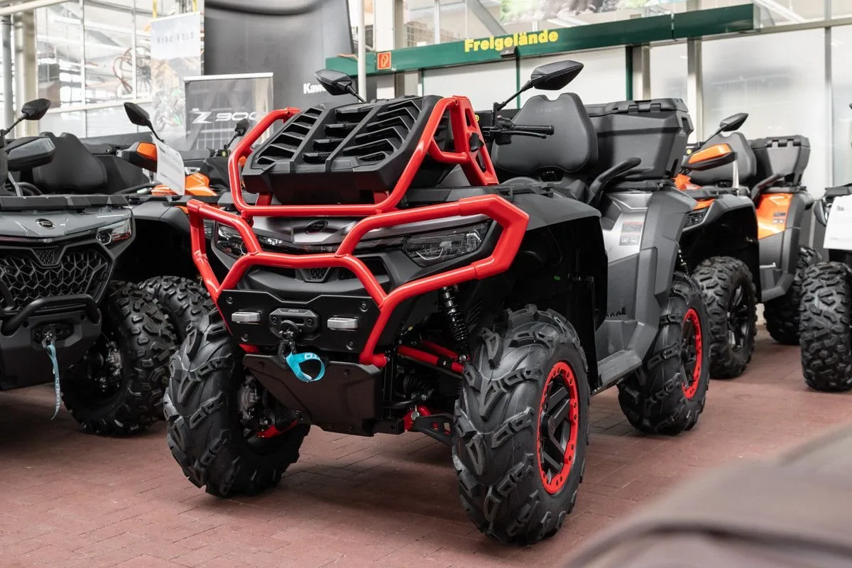 CFMOTO CFORCE 1000 MUD Version