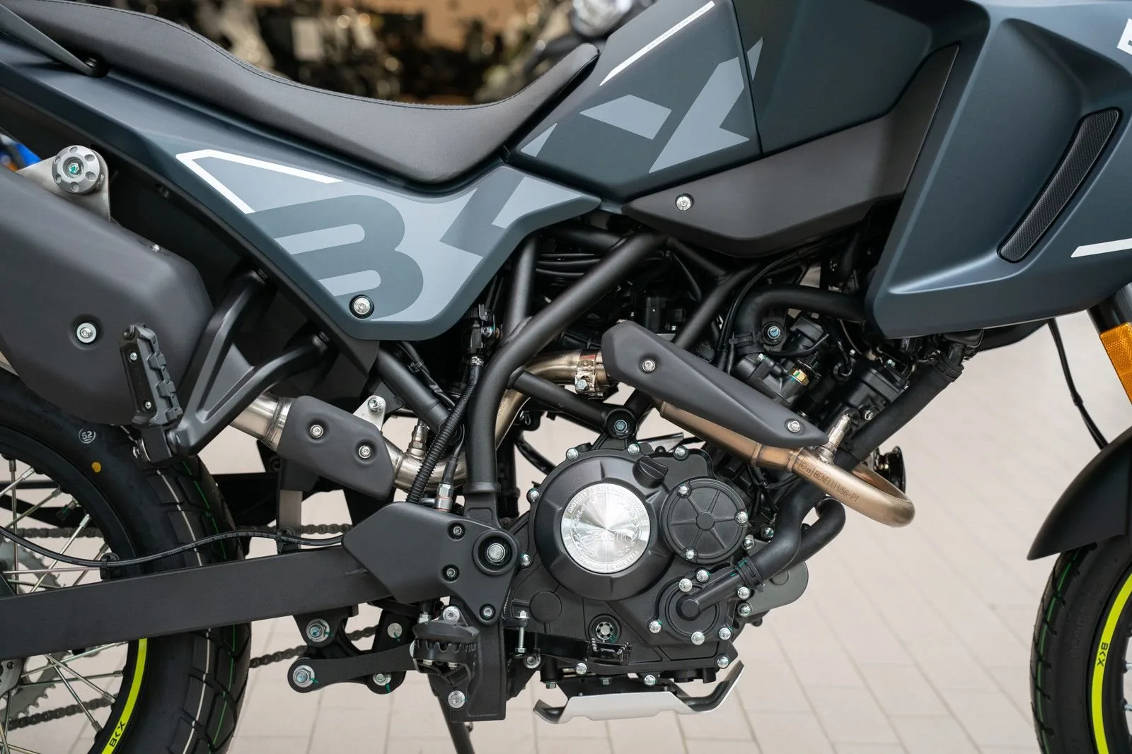 Benelli BKX 125