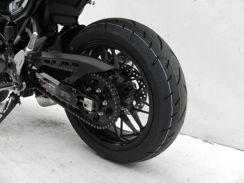 Kawasaki Z900 RS Black Ball Edition