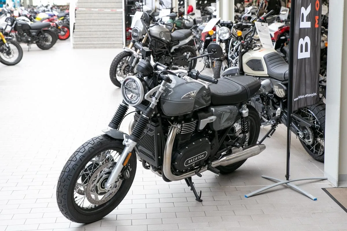 Brixton Cromwell 1200